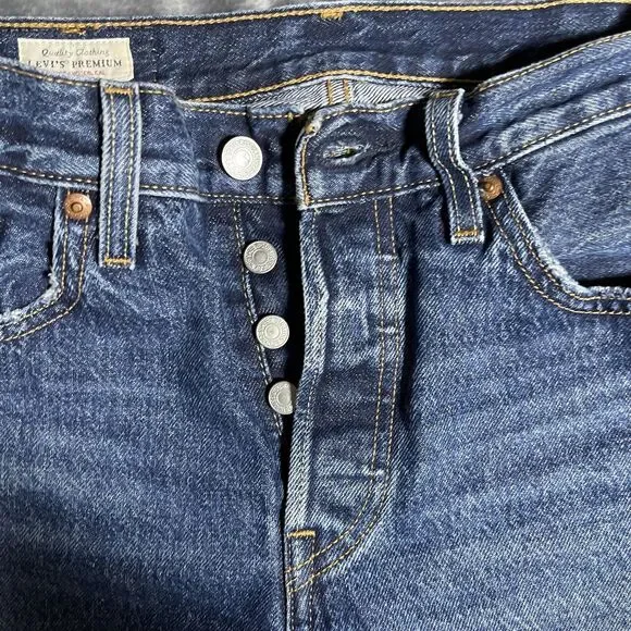 Levi's 501 Jeans Womens W25 L30 Blue Medium Wash Straight Button Fly Classic - Picture 2 of 14